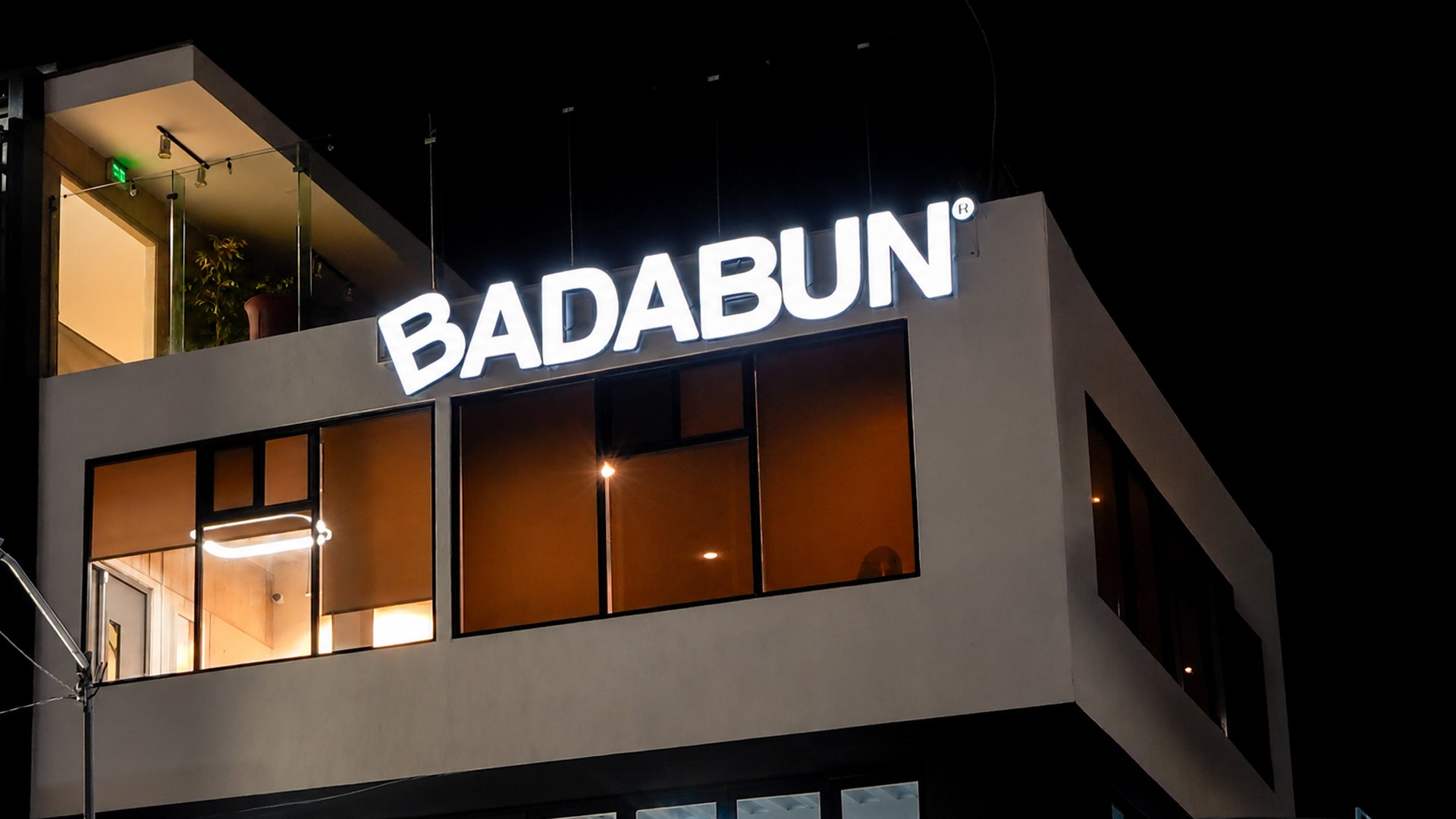 ¿Quiénes son los dueños de Badabun?