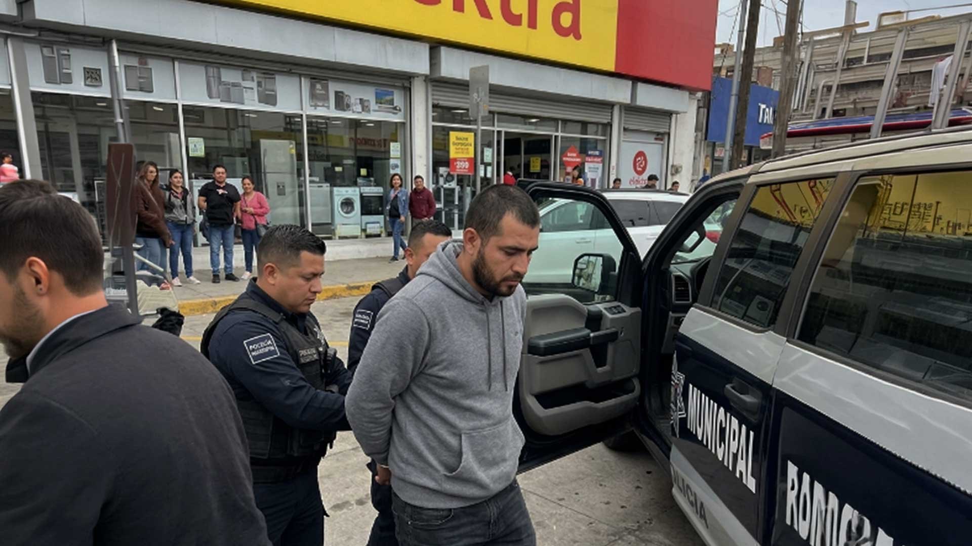 ¿TE PUEDEN METER A LA CÁRCEL POR DEBERLE A COPPEL, ELEKTRA O A UN BANCO?