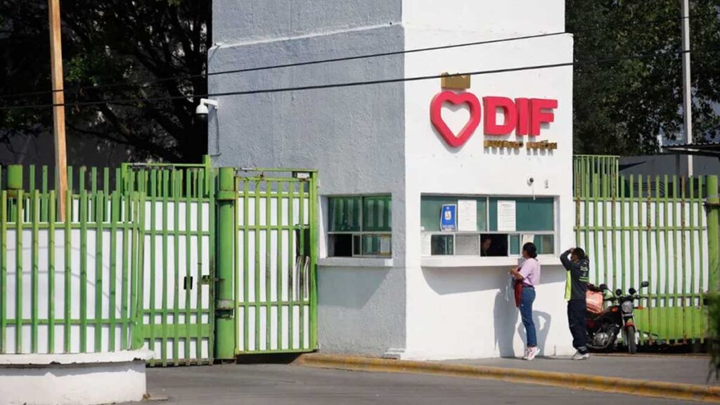 DIF Nuevo León alcanza más de 100 adopciones en tres años